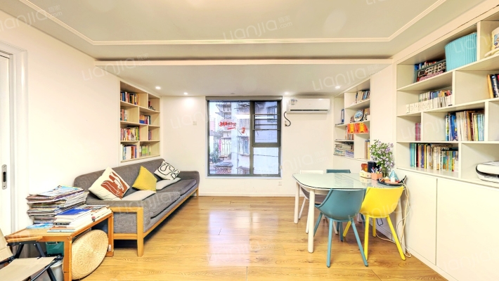 省卫生局宿舍二手房实景图