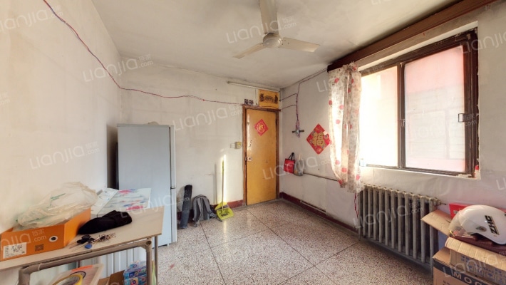 陕西省高速公路建设集团有限公司西渭分公司家属院二手房实景图