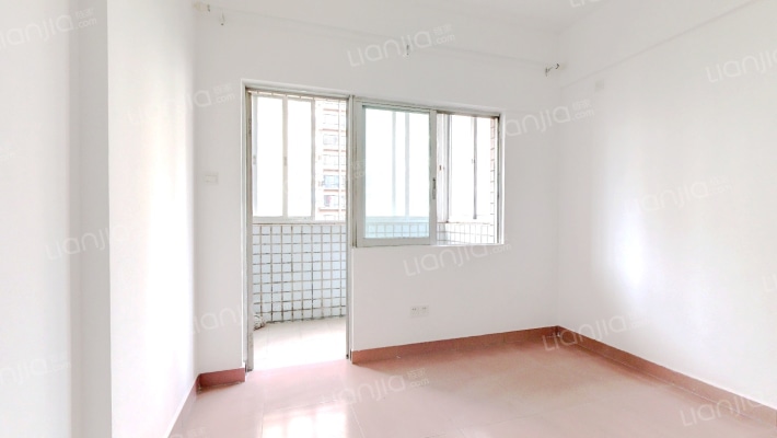 新中银·金色华庭二手房实景图