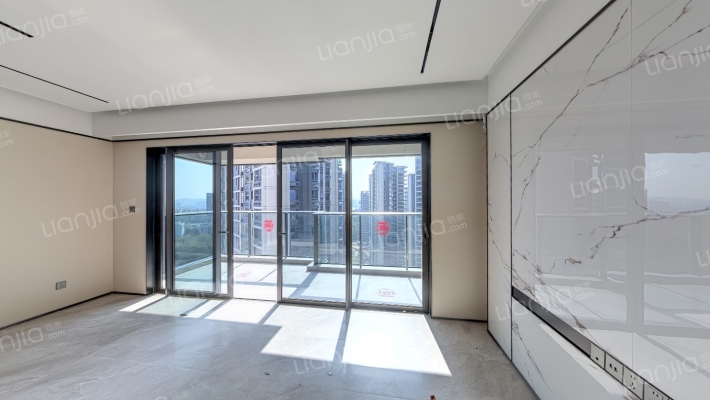 松湖润府二手房实景图