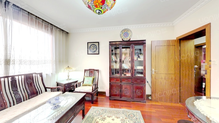 康平路100弄二手房实景图