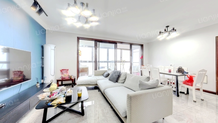 尊域雅苑二手房实景图