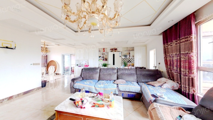 中铁逸都国际C区二手房实景图