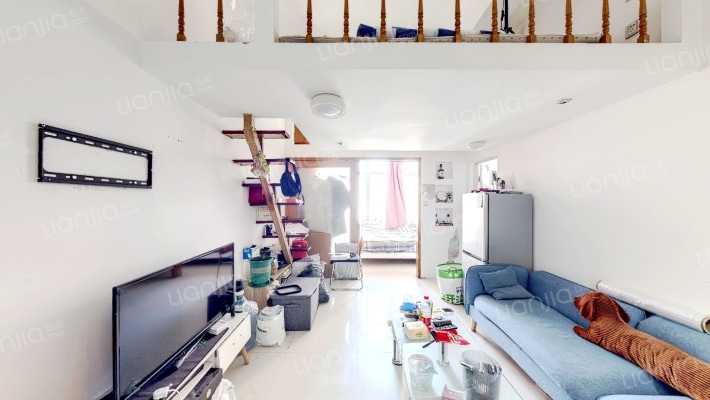 城市3米6公寓二手房实景图