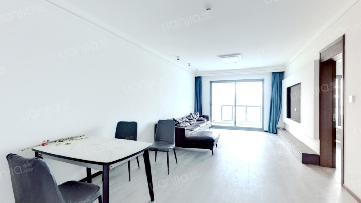 正弘青云筑二手房实景图