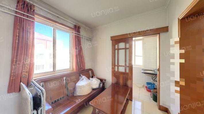 香港中路(市南东区)二手房实景图