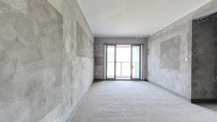 融创云湖十里G区二手房实景图