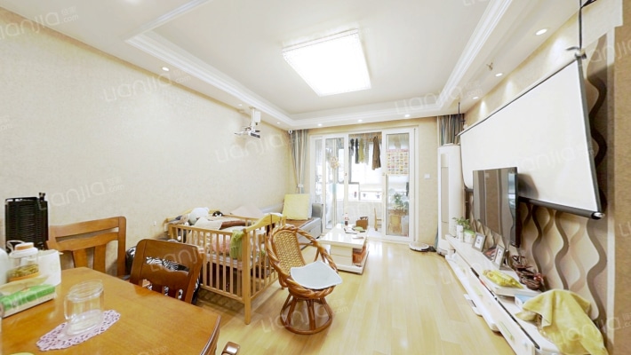 九龙仓玺园A区二手房实景图