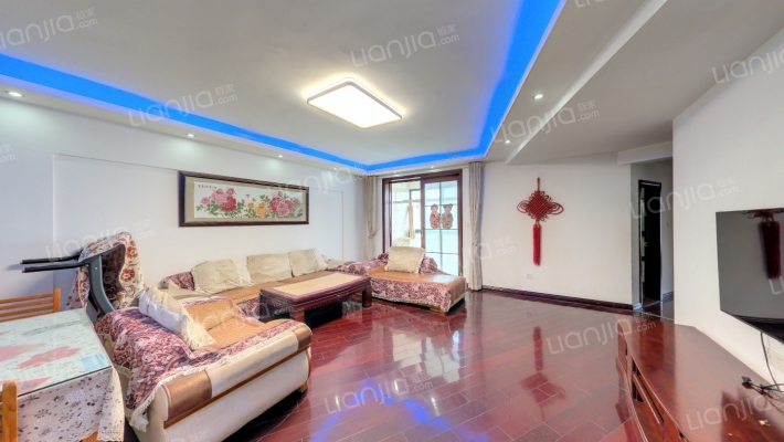 江医小区二手房实景图