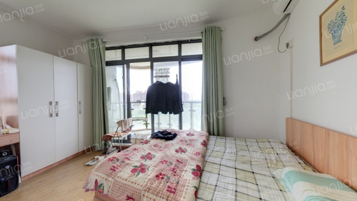 康桥水都(公寓)二手房实景图