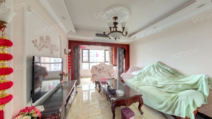 万达临湖苑E区二手房实景图