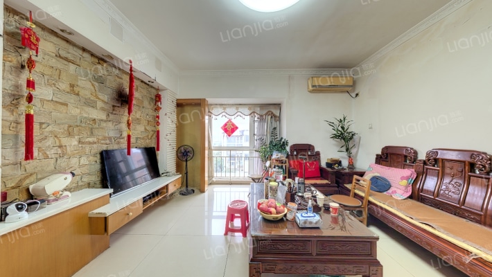 中海怡瑞山居二手房实景图