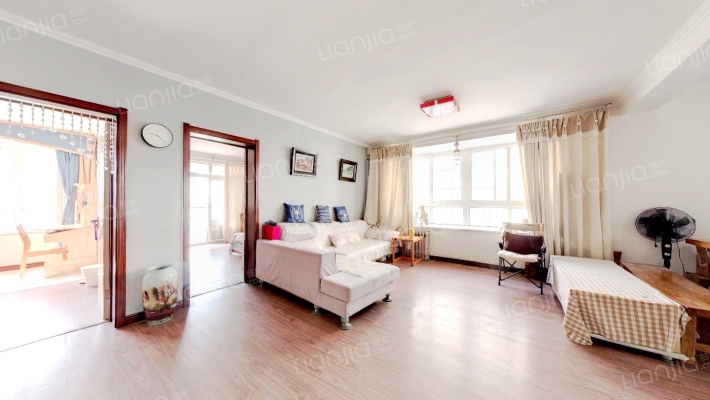 嘉定山公寓二手房实景图