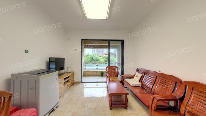 凤雅颂花园二手房实景图