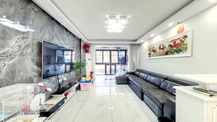 爱博五村二手房实景图