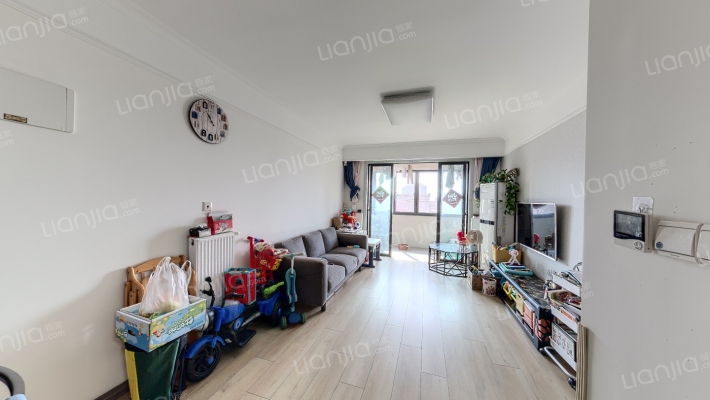 东方蓝海四期二手房实景图