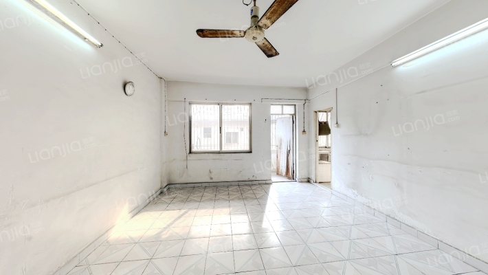 建兴大厦二手房实景图