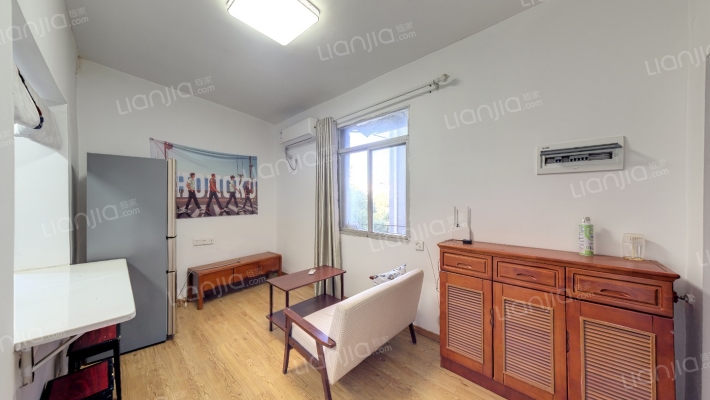 下凤凰坡二手房实景图