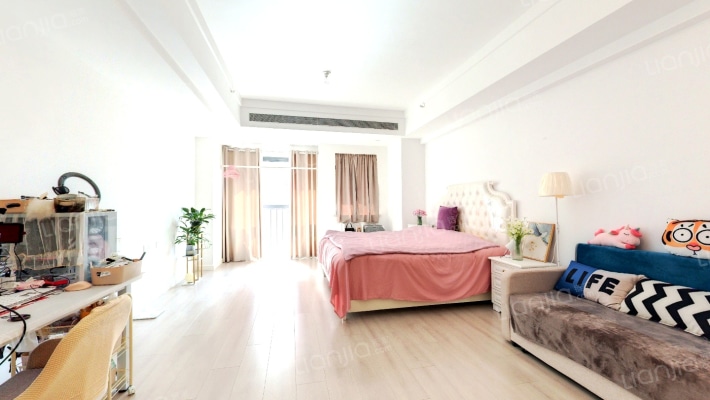 天鹅堡二手房实景图