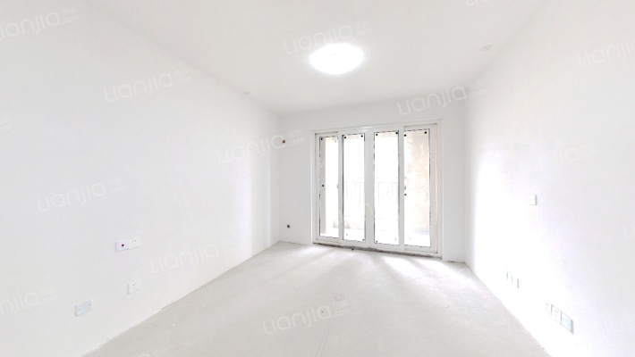 绿地香颂苑二手房实景图