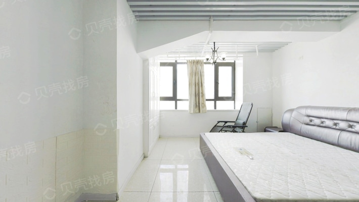 一室一厅单身公寓精装修 楼层好  采光好-卧室