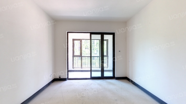 西永九号一组团二手房实景图