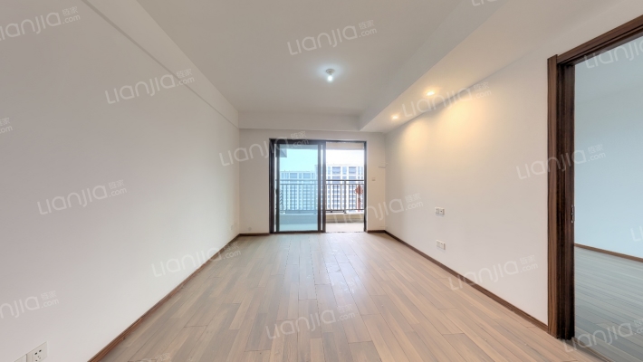 华发中城中央公园二手房实景图