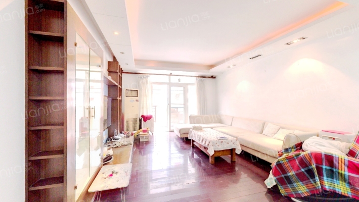 新龙苑西区二手房实景图