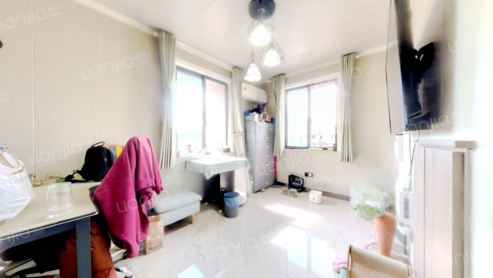 滨江花园东园二手房实景图