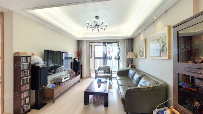 世茂云图二手房实景图