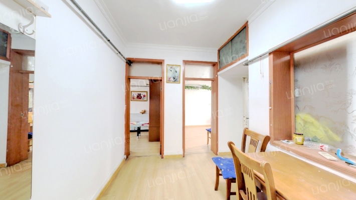 网通宿舍二手房实景图