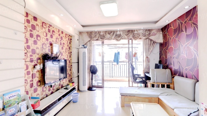 嘉景华庭二手房实景图