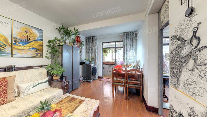 银河坊206号二手房实景图