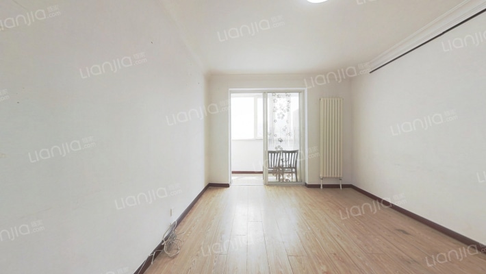 湖畔小区二手房实景图