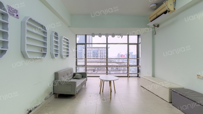 第一国际二手房实景图