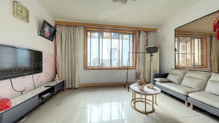 华阳实验小学二手房实景图