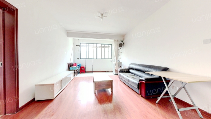 华冶水晶公馆二手房实景图