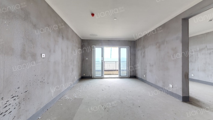 中南珑誉府二手房实景图