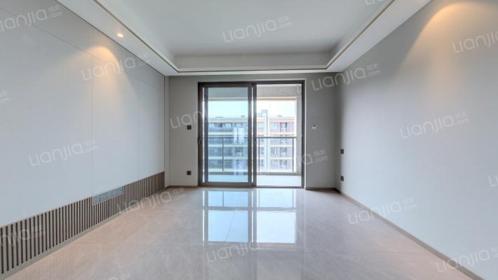 春宸上府二手房实景图