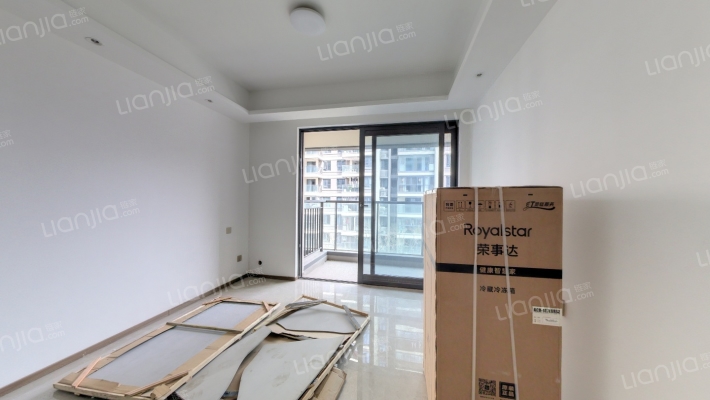 旭辉铂宸中央二手房实景图