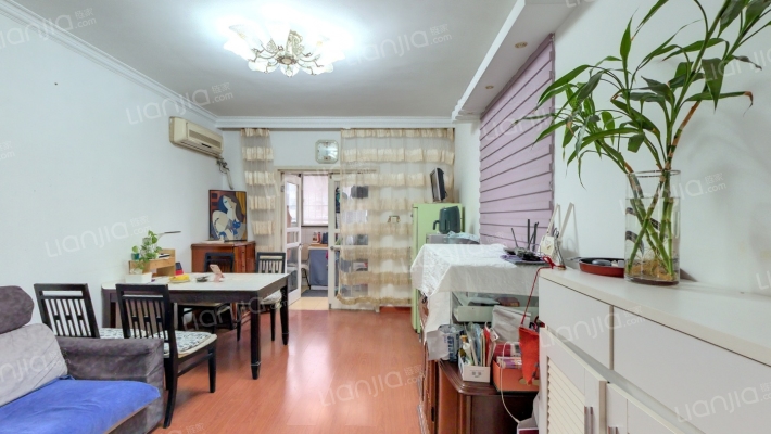 弘轩公寓二手房实景图