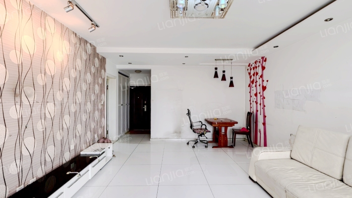 东森商务广场二手房实景图