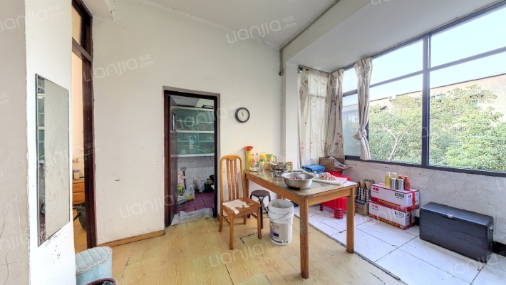 物资公司宿舍二手房实景图