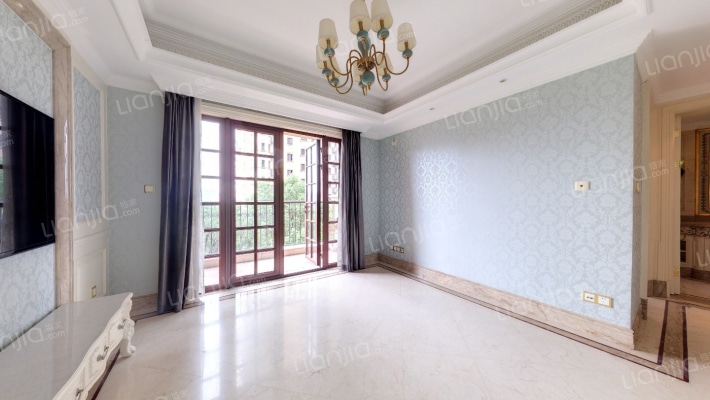 马德里洋房二手房实景图