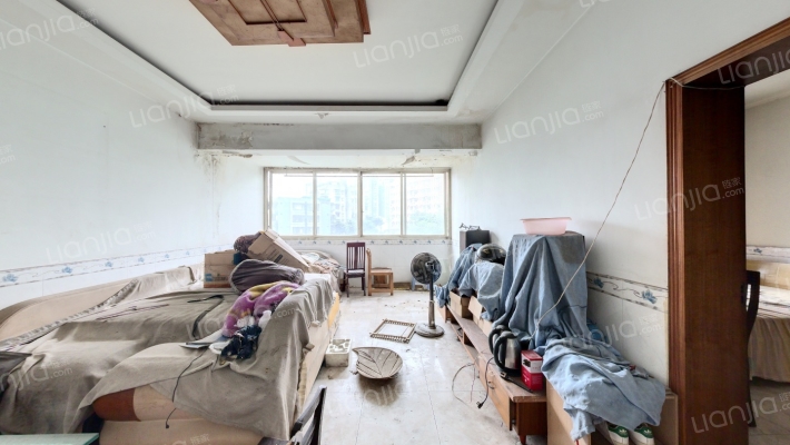 石坪桥横街7号二手房实景图