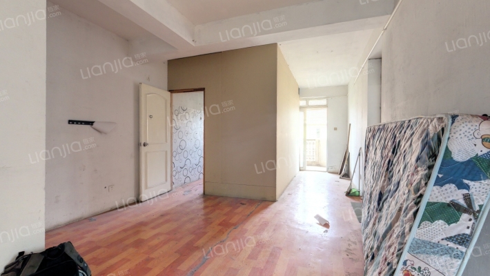 盛宅新村二手房实景图