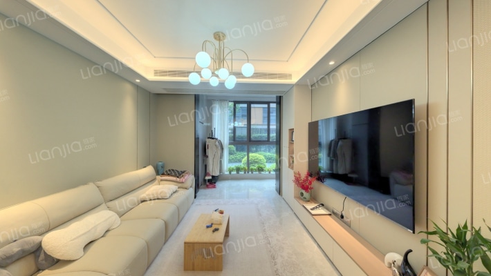 绿城·春风晴翠二手房实景图