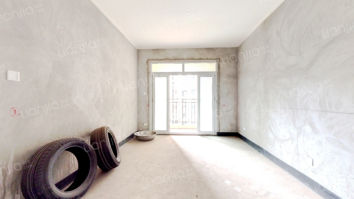 联发龙洲湾一号A区二手房实景图