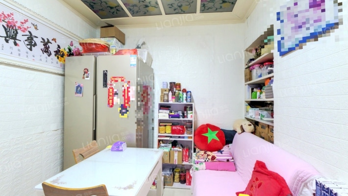 统计新村二手房实景图