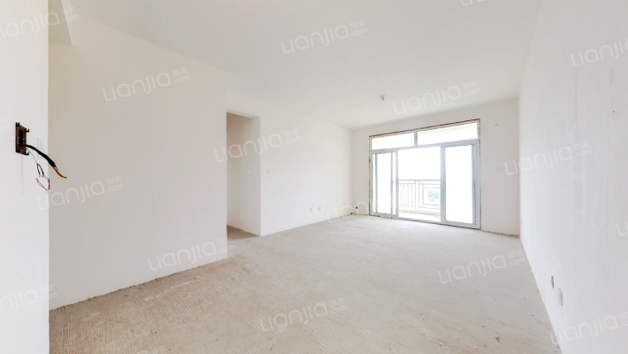 怡静湖二手房实景图